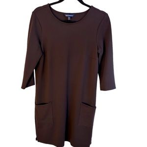 TRAVELSMITH BRAND CHOCOLATE BROWN 3/4 SLEEVE A LINE DRESS W/FRONT POCKETS